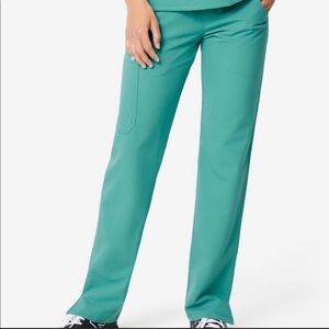 NEW Figs Kade Cargo Scrub Pants in Marine